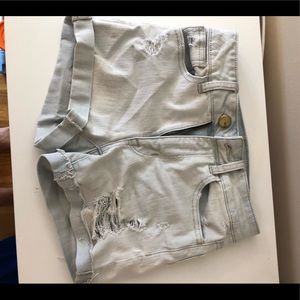 super cute high waisted jean shorts!
